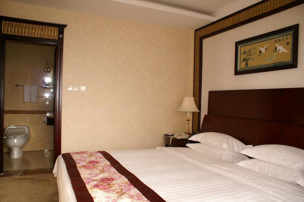 Weigela Park Hotel Далянь Номер фото