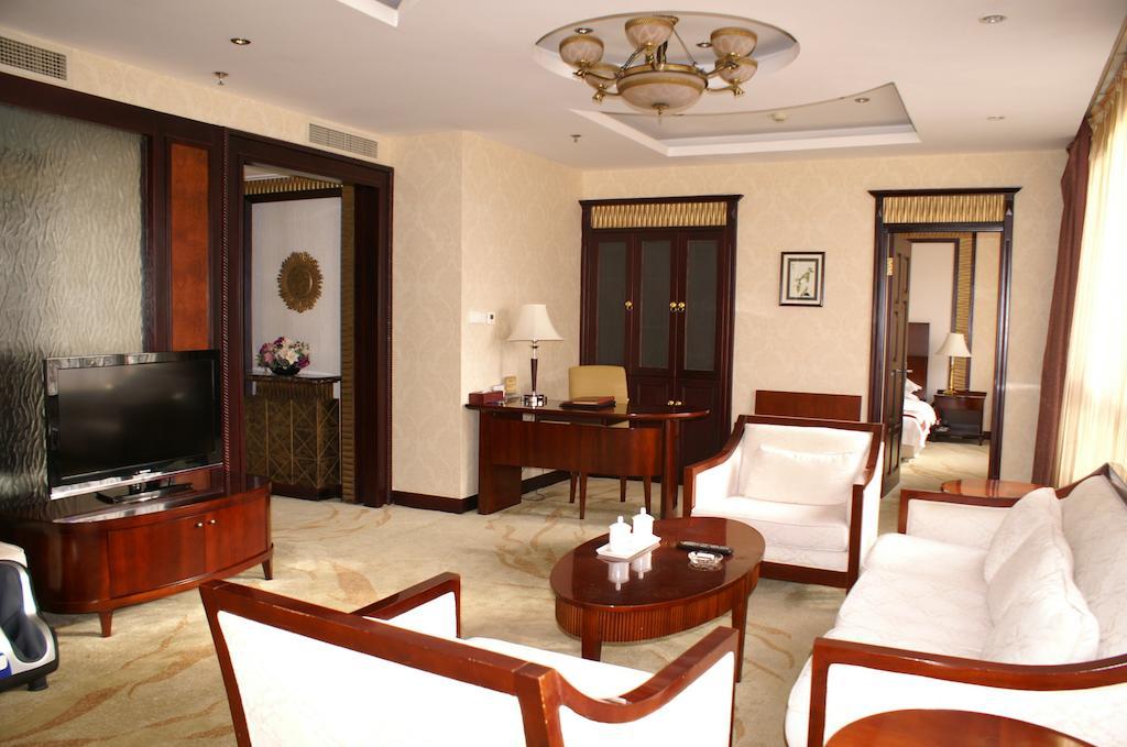 Weigela Park Hotel Далянь Номер фото