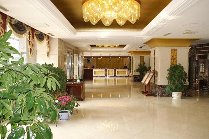 Weigela Park Hotel Далянь Экстерьер фото